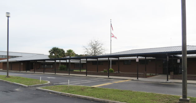 Photo of Greenwood Lakes Middle School